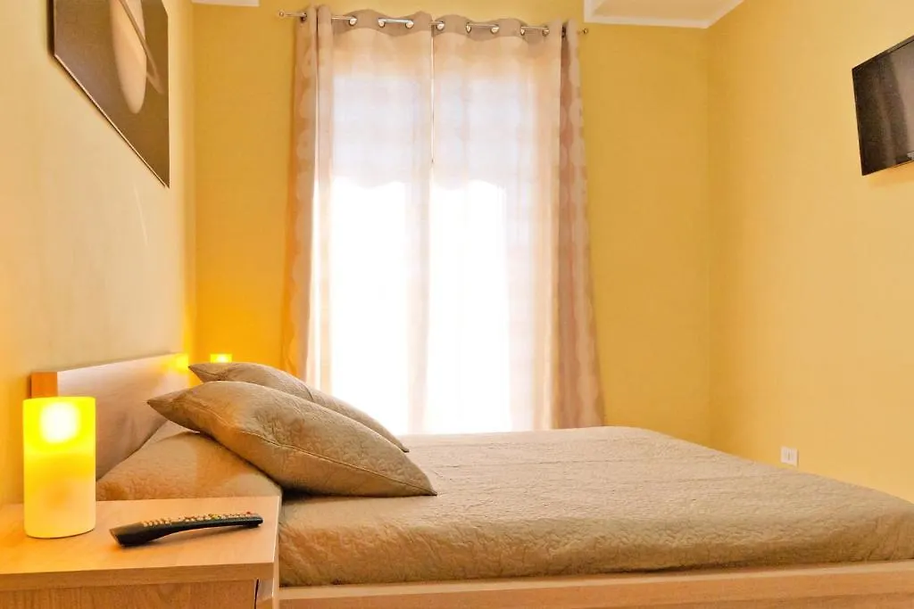 Kosmos Bed & Breakfast